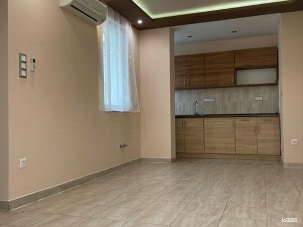 Üzlethelyiség kiadó - 3