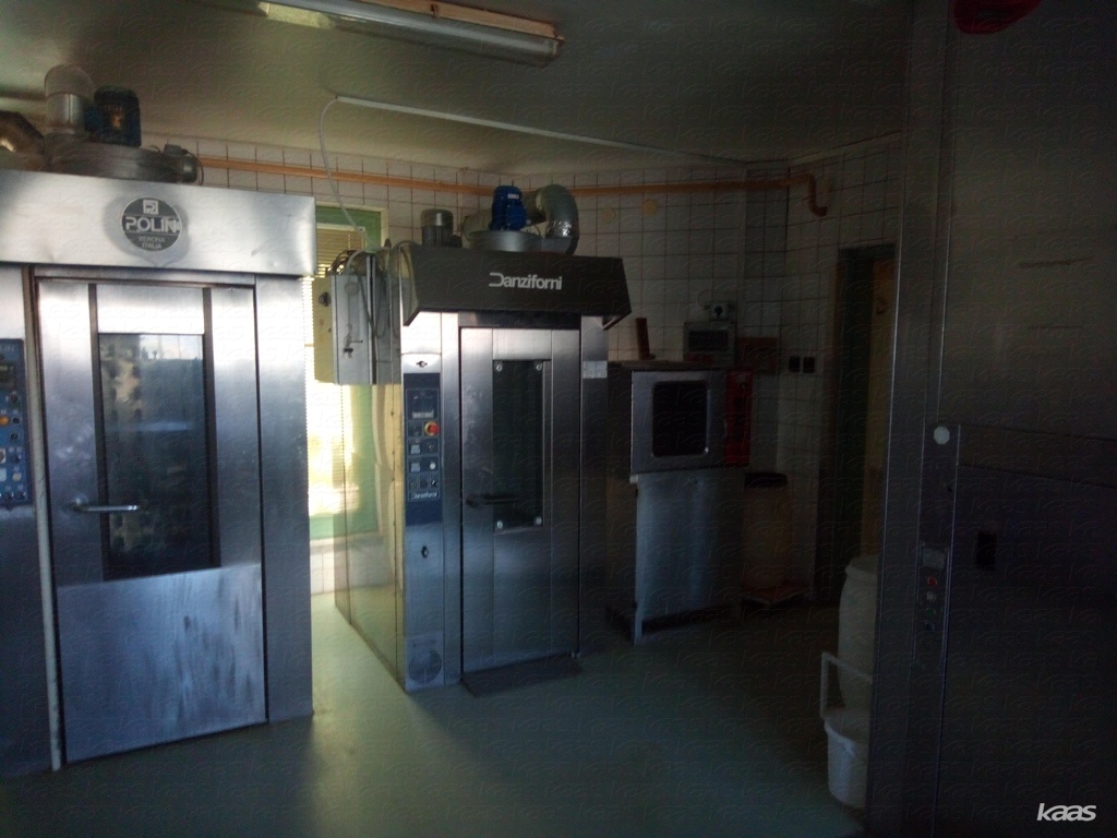 Családi ház, Cukrászat - 2