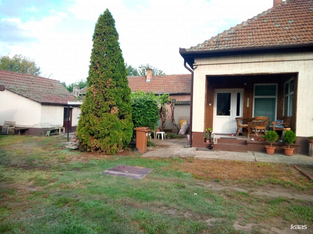 Családiház, tanya - 3