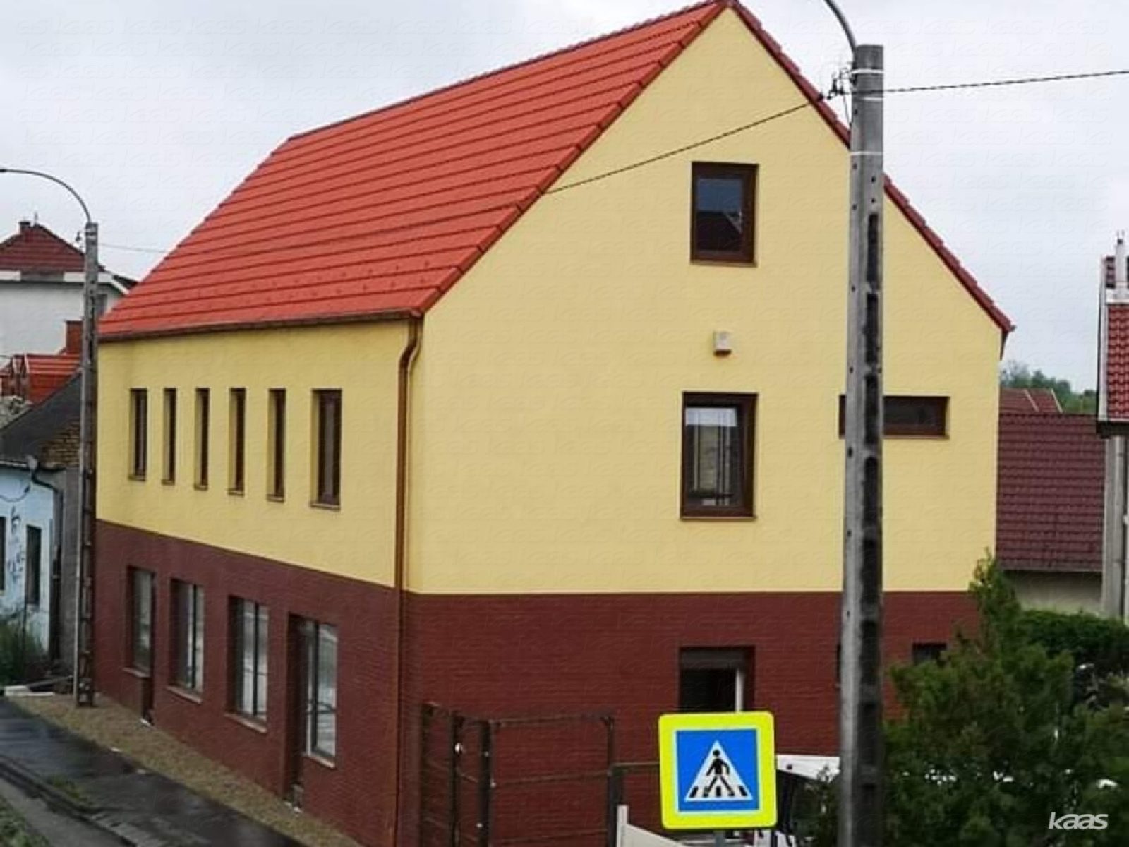 Üzlet, telephely, ikerház - 3